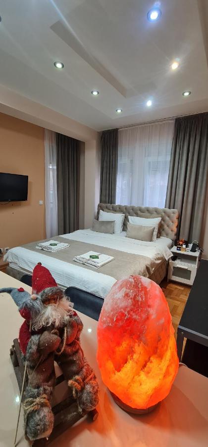 Ćuprija Design Apartment Business Lux 4 Star "Rio" Completely Business Lux Place In The City Center & Free Included Industry Optical Wifi & Netflix & Keyless Code Entry & Full Smart App & Kitchen & Washing Machine & Wide Terrace & Secure 2 Parking Place מראה חיצוני תמונה