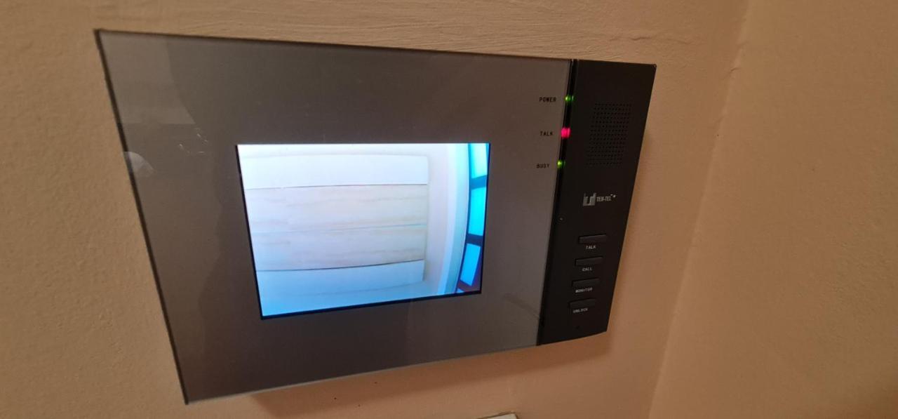 Ćuprija Design Apartment Business Lux 4 Star "Rio" Completely Business Lux Place In The City Center & Free Included Industry Optical Wifi & Netflix & Keyless Code Entry & Full Smart App & Kitchen & Washing Machine & Wide Terrace & Secure 2 Parking Place מראה חיצוני תמונה