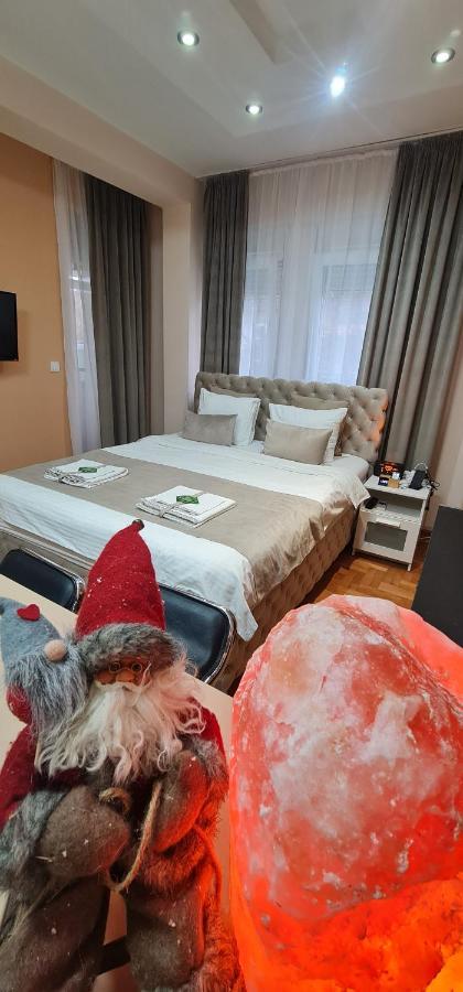 Ćuprija Design Apartment Business Lux 4 Star "Rio" Completely Business Lux Place In The City Center & Free Included Industry Optical Wifi & Netflix & Keyless Code Entry & Full Smart App & Kitchen & Washing Machine & Wide Terrace & Secure 2 Parking Place מראה חיצוני תמונה
